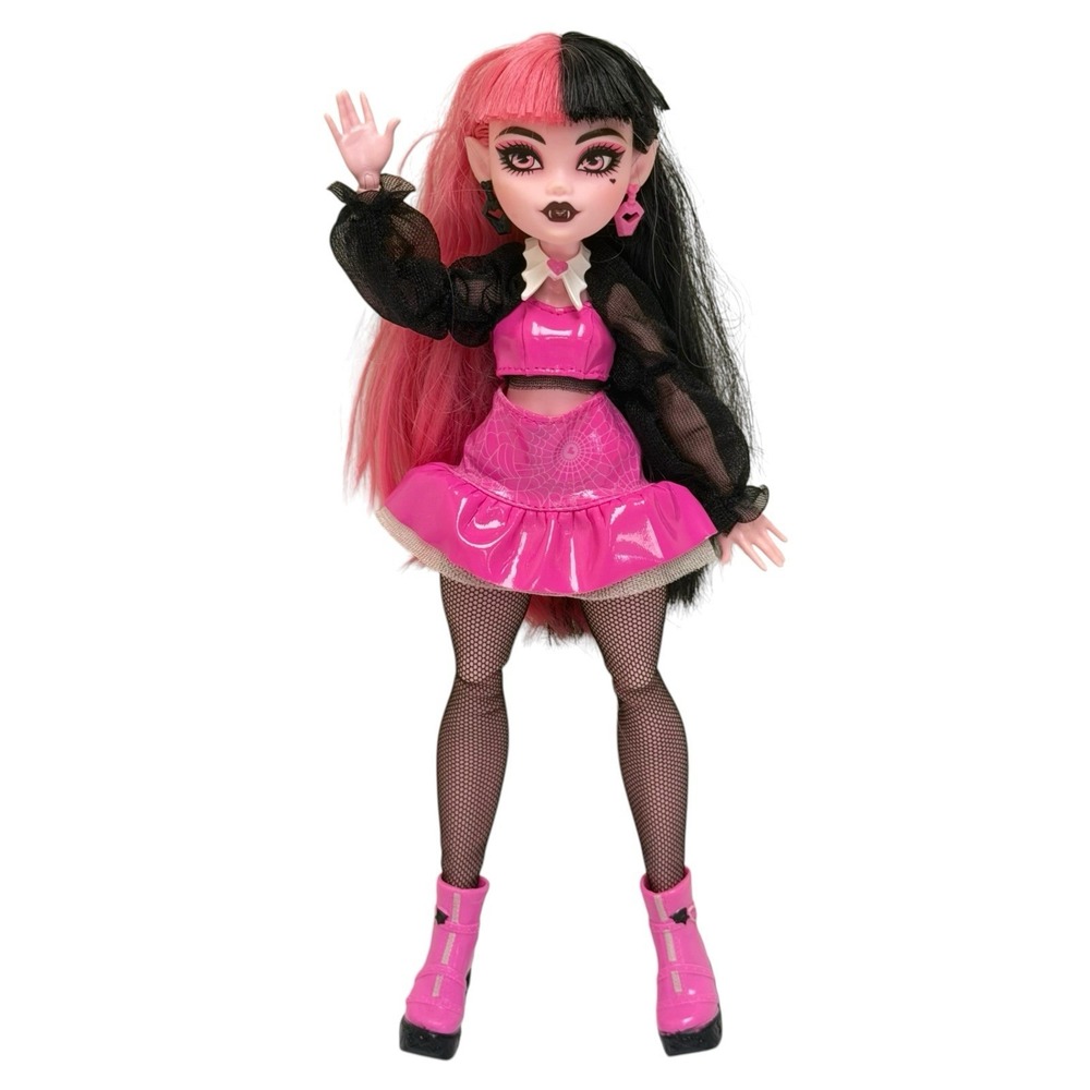 2021 Mattel G3 Monster High Draculaura Fashion Doll Core 11"